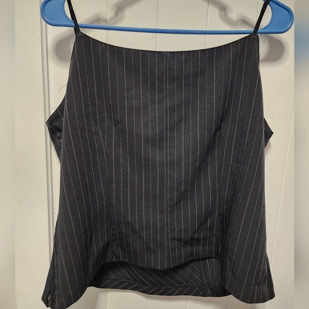 Milena Set Of Black pinstripe pants with matching top. Size XL - Picture 5 of 7